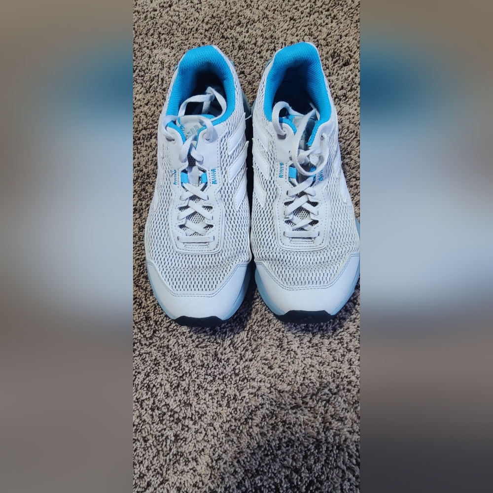 Adidas ladies running shoes
